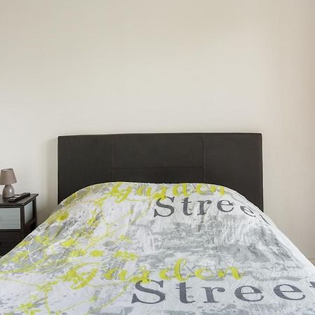 Apartamento L'Escapade Parisienne Aulnay-sous-Bois Exterior foto